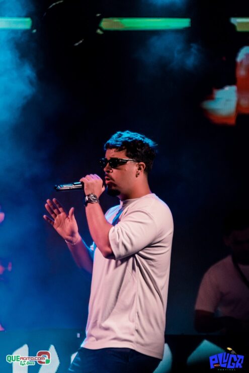 DSC_8458 MC Cabelinho encerra o Pluga Week Festival 2025 com show eletrizante em Porto Seguro 835