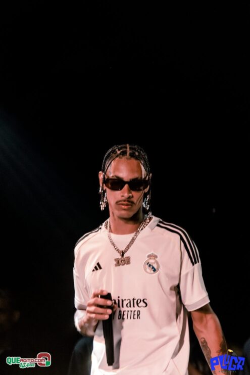 DSC_8485 MC Cabelinho encerra o Pluga Week Festival 2025 com show eletrizante em Porto Seguro 856