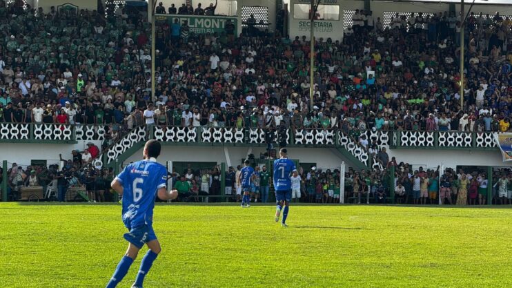 Seleção de Eunápolis decide o título em casa neste domingo (2) Seleção de Eunápolis decide o título em casa neste domingo (2) 4