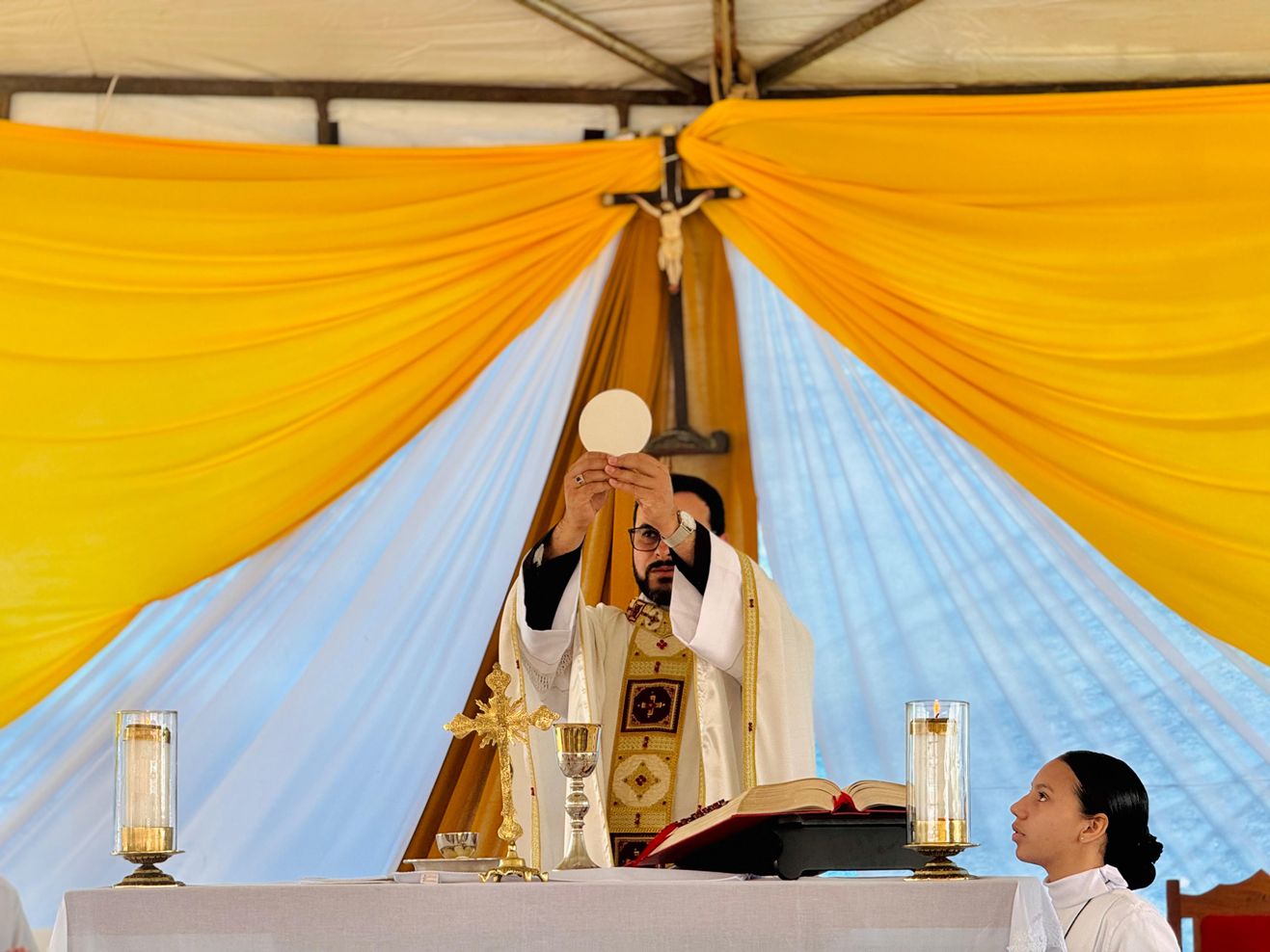 Festa de São Miguel Arcanjo encerra programação em Vale Verde com tradição 13