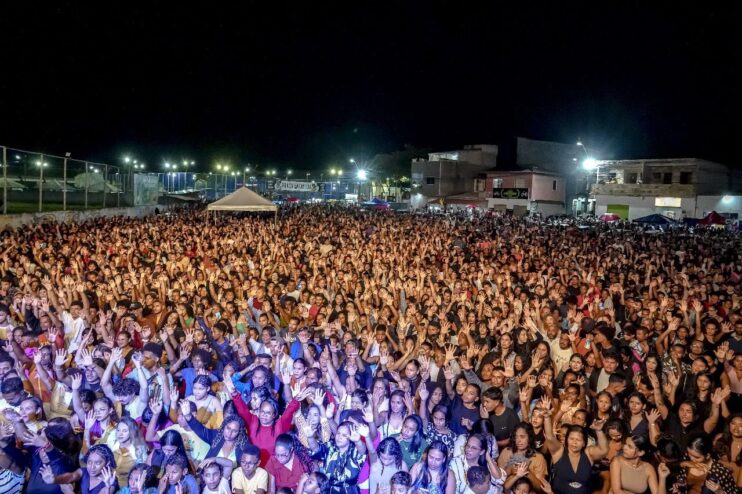 Fé, adoração e avivamento marcam o encerramento da Semana da Cultura Evangélica em Porto Seguro com show de Fernandinho 14