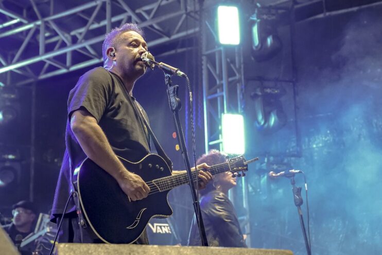 Fé, adoração e avivamento marcam o encerramento da Semana da Cultura Evangélica em Porto Seguro com show de Fernandinho 15