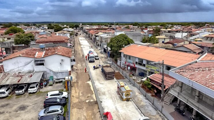 Imagem do WhatsApp de 2025-10-07 à(s) 18.43.02_138224e1 Prefeito Jânio Natal visita obras da Rua Pero Vaz de Caminha e da ciclovia no Anel Viário 19
