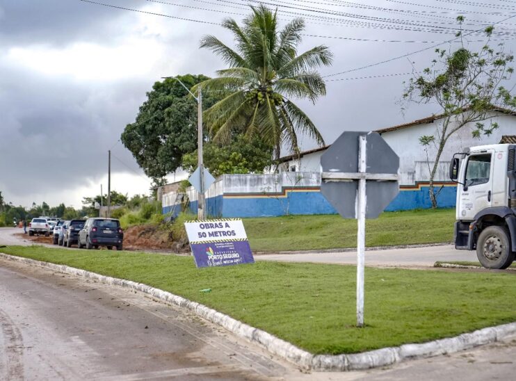 Imagem do WhatsApp de 2025-10-07 à(s) 19.14.11_fca853c5 Prefeito Jânio Natal visita obras da Rua Pero Vaz de Caminha e da ciclovia no Anel Viário 14