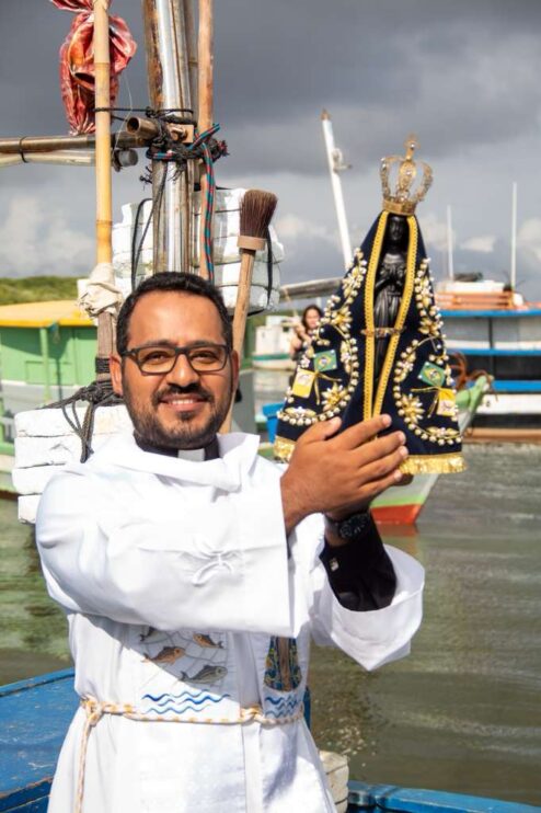 Imagem do WhatsApp de 2025-10-12 à(s) 22.12.02_1e7d4b35 Porto Seguro celebra Dia de Nossa Senhora Aparecida com fé, tradição e homenagens à Padroeira do Brasil 12