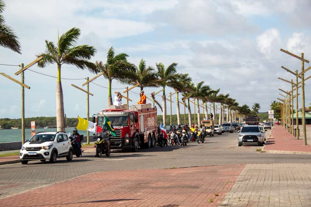 Porto Seguro celebra Dia de Nossa Senhora Aparecida com fé, tradição e homenagens à Padroeira do Brasil 7