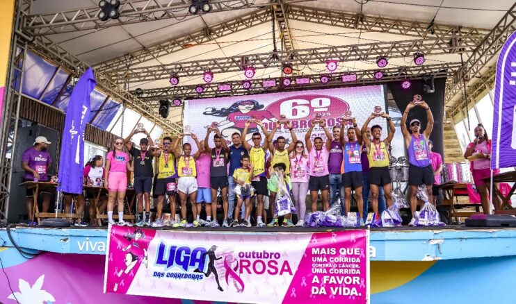 Porto Seguro se veste de rosa em ação pelo combate ao câncer de mama 12