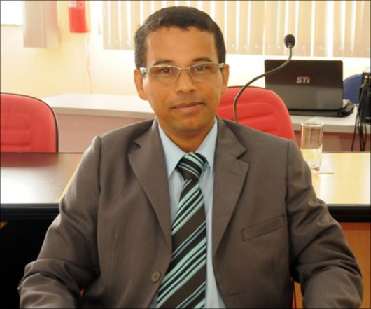 Nota de pesar pelo falecimento do ex-vereador Robson Rocha 10