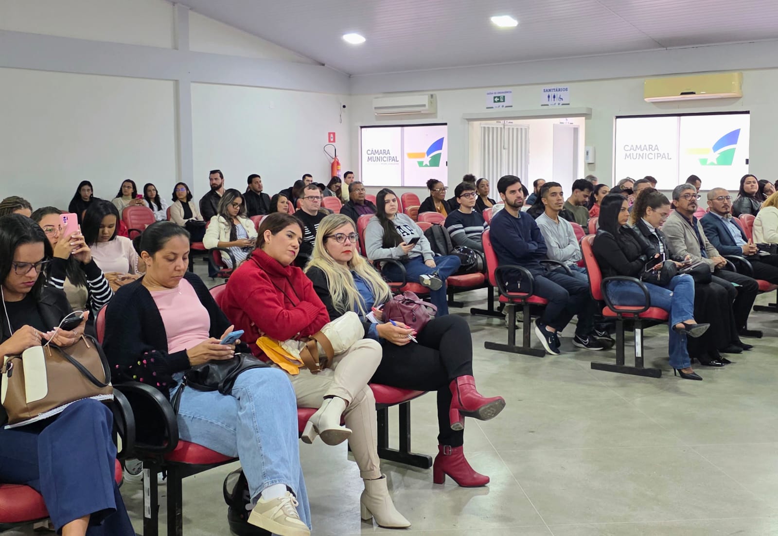 Com previsão de 2,3 bilhões, Câmara aprova PPA da Prefeitura de Eunápolis que estima orçamento para os próximos 4 anos 42