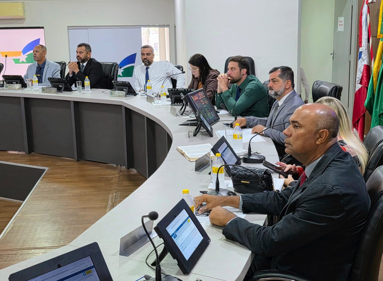 Com previsão de 2,3 bilhões, Câmara aprova PPA da Prefeitura de Eunápolis que estima orçamento para os próximos 4 anos 5