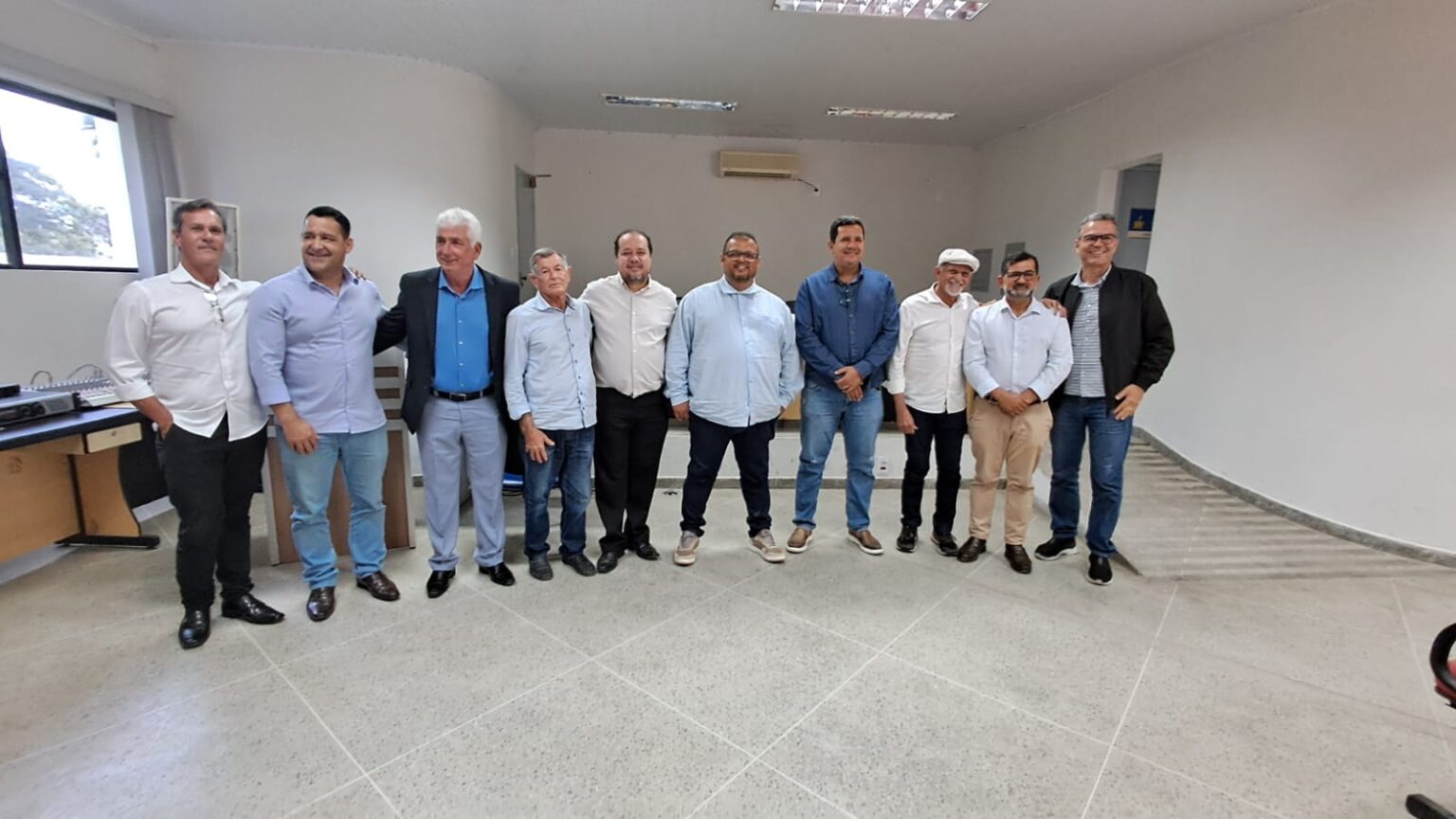 Câmara de Eunápolis foi palco de encontro territorial dos vice-prefeitos da Bahia 8