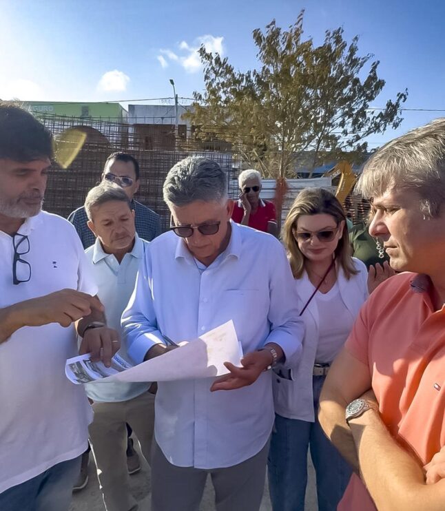 Jânio Natal acompanha avanços nas obras de infraestrutura pela cidade 12