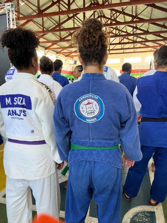 Judô na escola 7 Projeto Judô na Escola leva Eunápolis ao pódio da 20ª Copa Canavieiras com 42 medalhas conquistadas 19