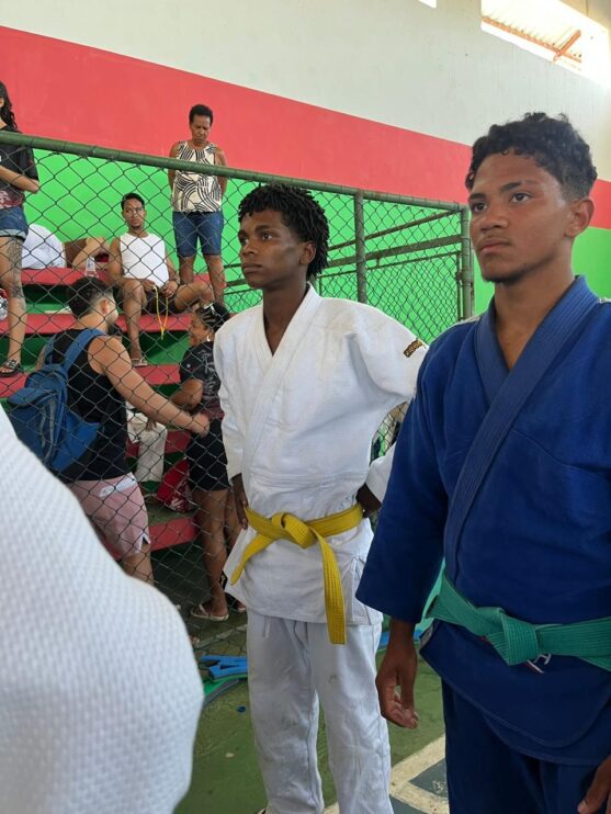 Judô na escola 8 Projeto Judô na Escola leva Eunápolis ao pódio da 20ª Copa Canavieiras com 42 medalhas conquistadas 15