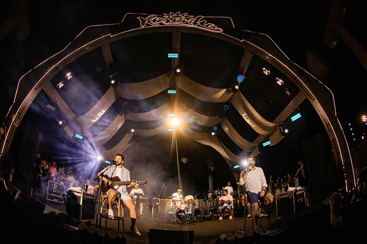 Após alcançar o Top 50 do Spotify, Cleber & Cauan, ganha certificado de 35 milhões de plays no projeto "Resenha Piri" 3