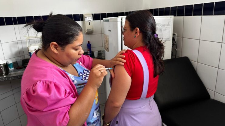 Vacina – dia D Deu Match! Campanha da Prefeitura de Eunápolis mobiliza população com vacinação e prevenção ao câncer 16