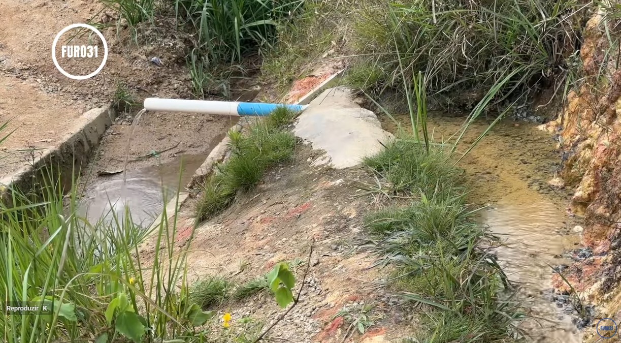 Análise confirma contaminação e fonte de água é interditada em Guaratinga 4