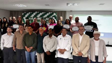 Eunápolis sediou cerimônia de concessão do Selo SIM CONDESC que beneficia a agroindústria local 4