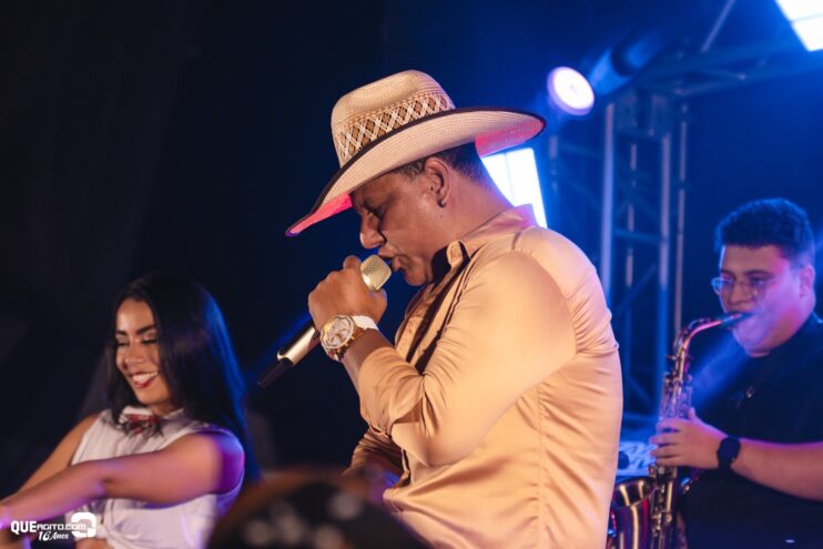 Vall Sylva agita a noite de sexta-feira na Ilha de Guriri com show inesquecível 12