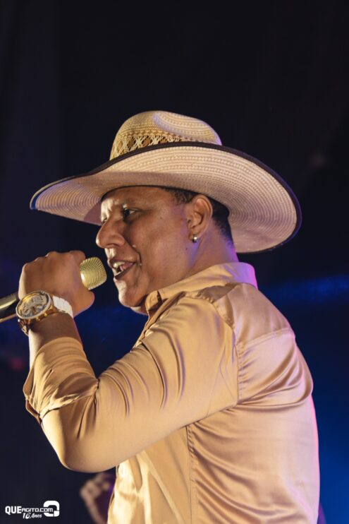 Vall Sylva agita a noite de sexta-feira na Ilha de Guriri com show inesquecível 17