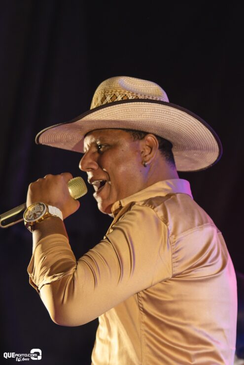 Vall Sylva agita a noite de sexta-feira na Ilha de Guriri com show inesquecível 18