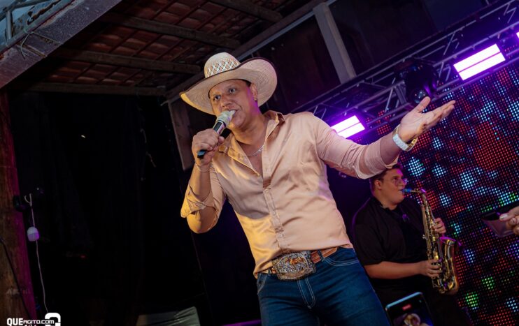 Vall Sylva agita a noite de sexta-feira na Ilha de Guriri com show inesquecível 27