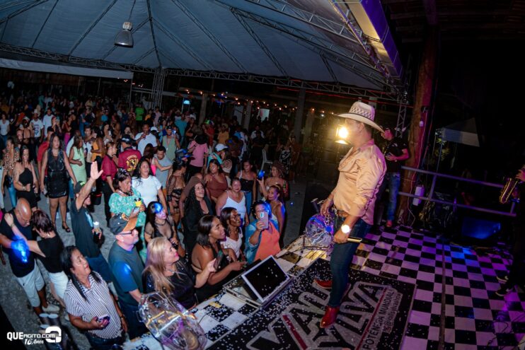 Vall Sylva agita a noite de sexta-feira na Ilha de Guriri com show inesquecível 36
