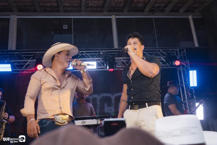 Vall Sylva agita a noite de sexta-feira na Ilha de Guriri com show inesquecível 41