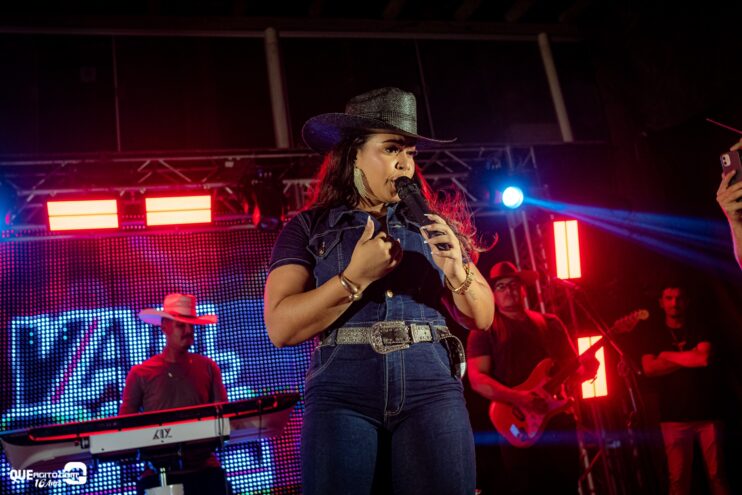 Vall Sylva agita a noite de sexta-feira na Ilha de Guriri com show inesquecível 48