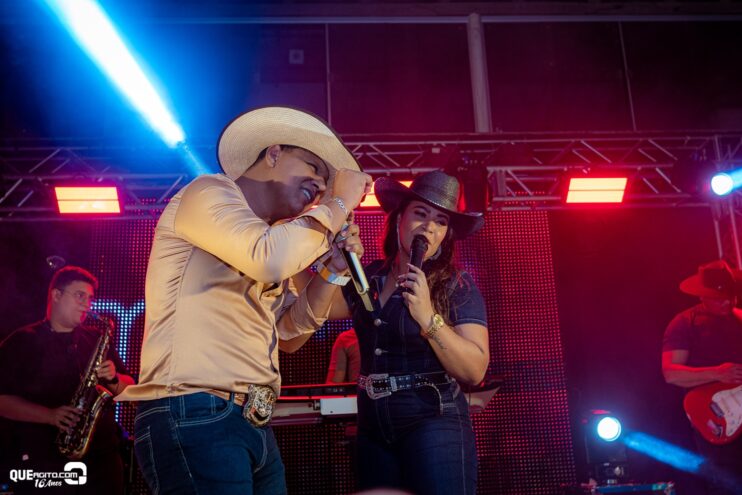 Vall Sylva agita a noite de sexta-feira na Ilha de Guriri com show inesquecível 49