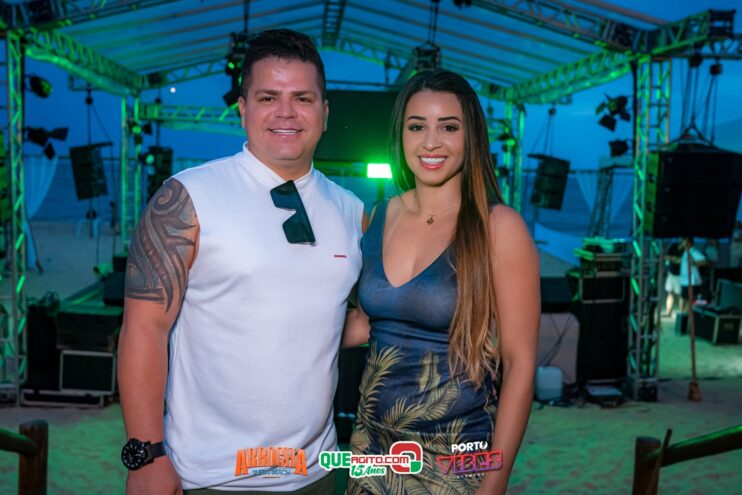 Anna Catarina agita o Arrocha Sueds Beach em Porto Seguro 14