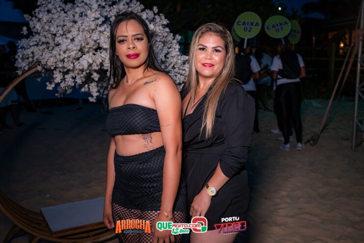 Anna Catarina agita o Arrocha Sueds Beach em Porto Seguro 23