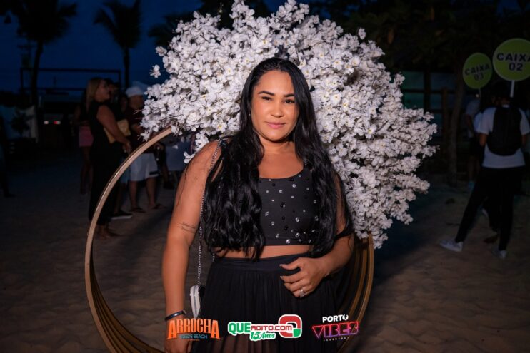 Anna Catarina agita o Arrocha Sueds Beach em Porto Seguro 28