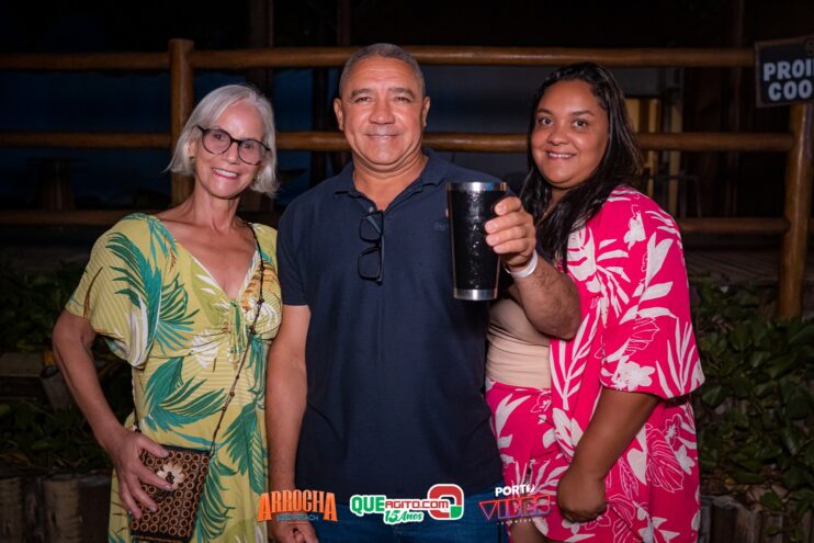 Anna Catarina agita o Arrocha Sueds Beach em Porto Seguro 38