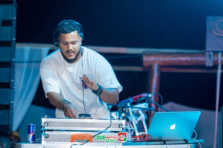 Anna Catarina agita o Arrocha Sueds Beach em Porto Seguro 42