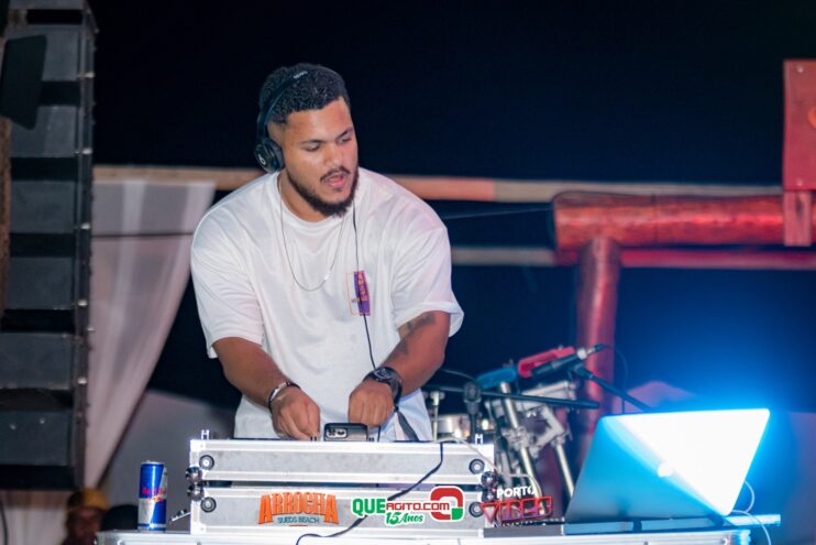 Anna Catarina agita o Arrocha Sueds Beach em Porto Seguro 43