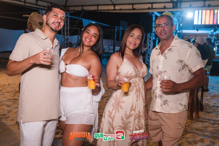 Anna Catarina agita o Arrocha Sueds Beach em Porto Seguro 54