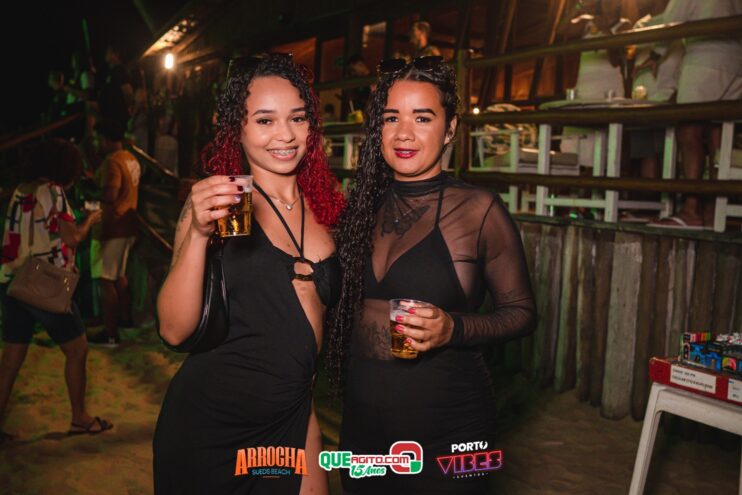 Anna Catarina agita o Arrocha Sueds Beach em Porto Seguro 79