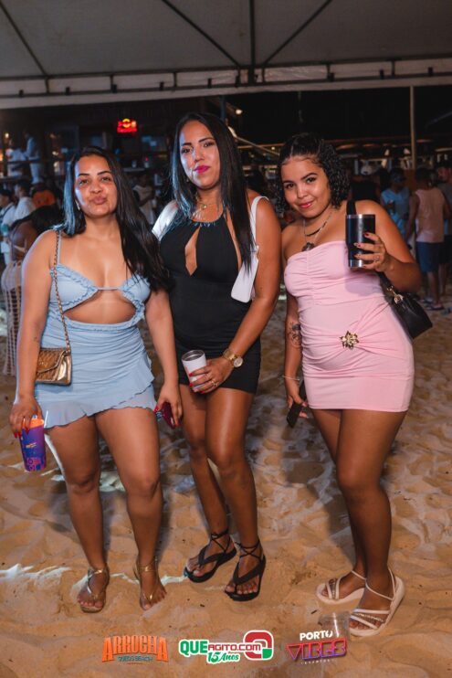 Anna Catarina agita o Arrocha Sueds Beach em Porto Seguro 88