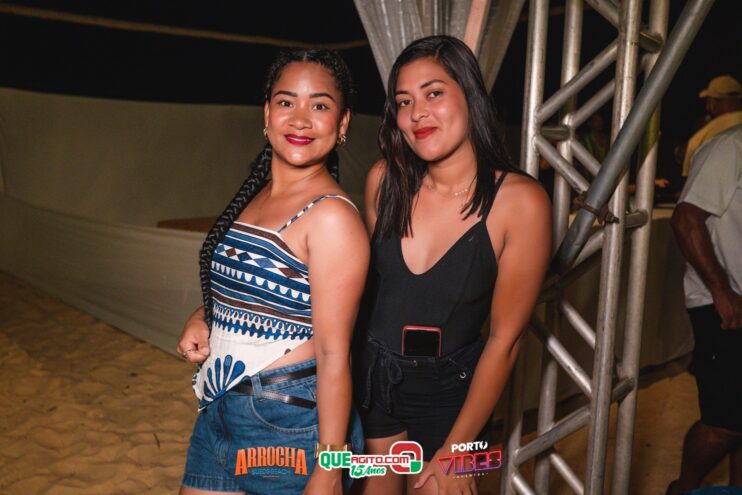 Anna Catarina agita o Arrocha Sueds Beach em Porto Seguro 89