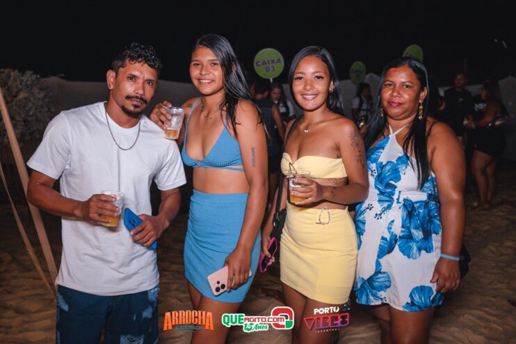 Anna Catarina agita o Arrocha Sueds Beach em Porto Seguro 97
