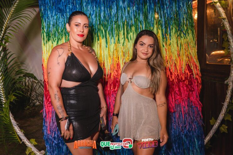 Anna Catarina agita o Arrocha Sueds Beach em Porto Seguro 113
