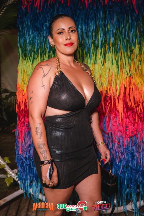 Anna Catarina agita o Arrocha Sueds Beach em Porto Seguro 116