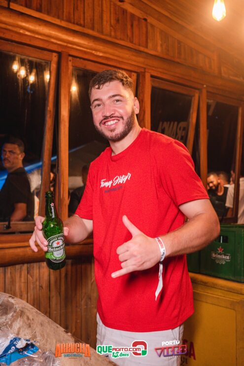 Anna Catarina agita o Arrocha Sueds Beach em Porto Seguro 122