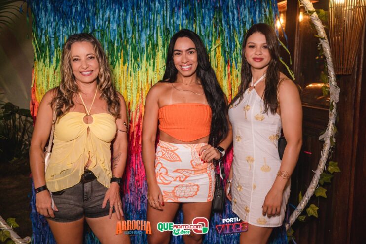 Anna Catarina agita o Arrocha Sueds Beach em Porto Seguro 124