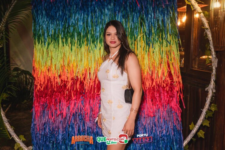 Anna Catarina agita o Arrocha Sueds Beach em Porto Seguro 130