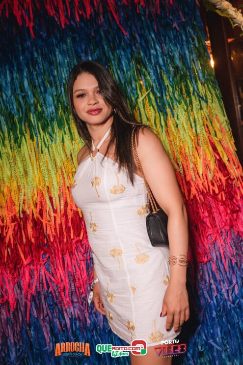 Anna Catarina agita o Arrocha Sueds Beach em Porto Seguro 131