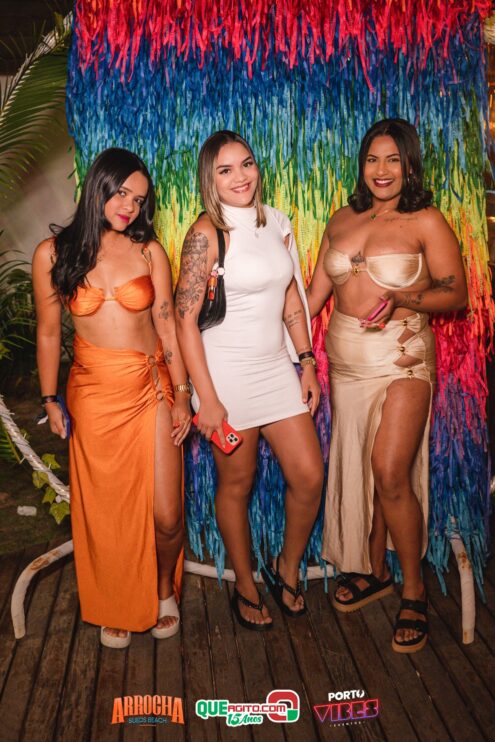 Anna Catarina agita o Arrocha Sueds Beach em Porto Seguro 133