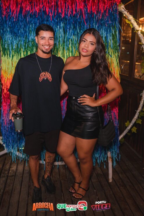 Anna Catarina agita o Arrocha Sueds Beach em Porto Seguro 135