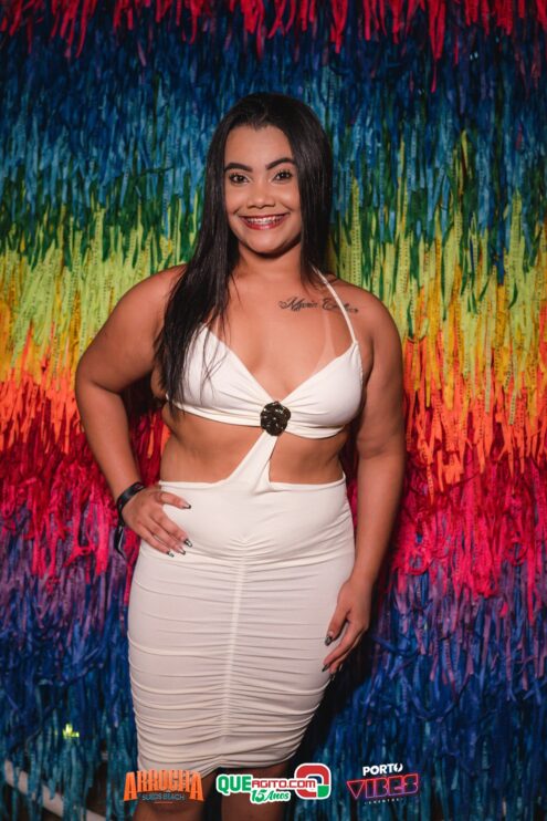 Anna Catarina agita o Arrocha Sueds Beach em Porto Seguro 188